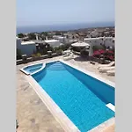 Вилла Pure White Seven-bedroom - 4,736 Sq Ft Or 440sqm - Sleeps Up To 16 *