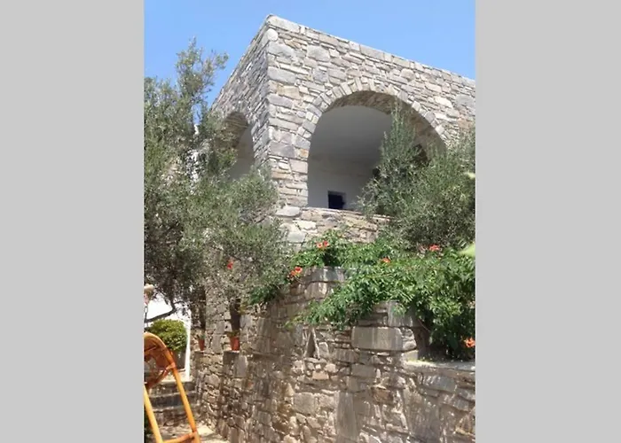 Pure White Seven-bedroom - 4,736 Sq Ft Or 440sqm - Sleeps Up To 16 * דריוס