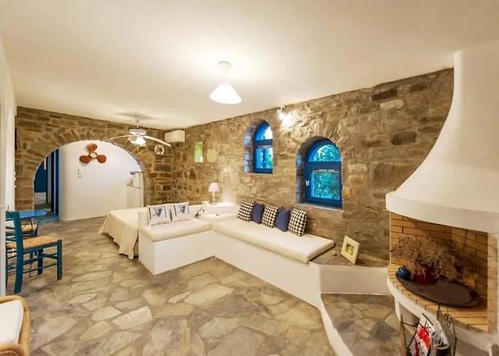 וילה Pure White Seven-bedroom - 4,736 Sq Ft Or 440sqm - Sleeps Up To 16